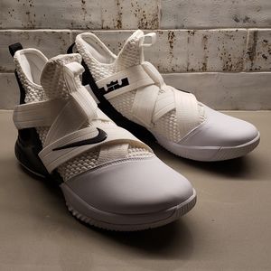 NIKE LEBRON SOLDIER 12 TB PROMO WHITE BLACK